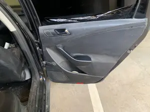 Foto de GUARNECIDO PUERTA TRASERA DERECHA VOLKSWAGEN PASSAT VARIANT (3C5) 2.0 TDI (140 CV / 103 KW) referencia 3C9867212DLFKZ