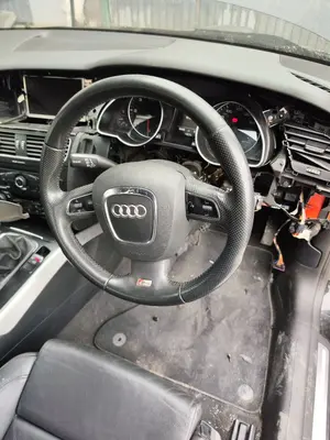 Foto de VOLANTE AUDI A5 COUPE (8T) 2.0 16V TDI (170 CV / 125 KW) referencia 8T0419091A FKZ