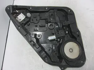 Foto de ELEVALUNAS TRASERO IZQUIERDO MERCEDES-BENZ CLASE GLA (BM 156) 2.1 CDI CAT (136 CV / 100 KW) referencia 928338101