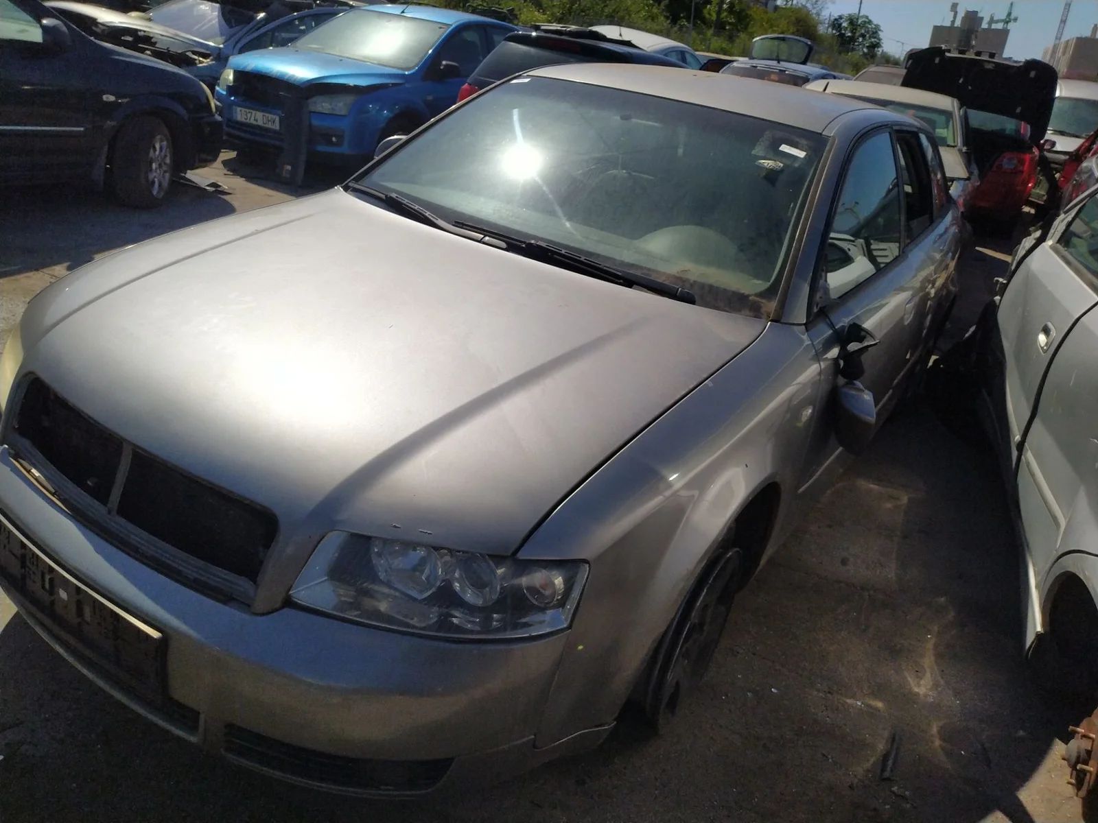Foto de FARO IZQUIERDO AUDI A4 AVANT (8E) 1.9 TDI (131 CV / 96 KW) referencia 8E0941029C