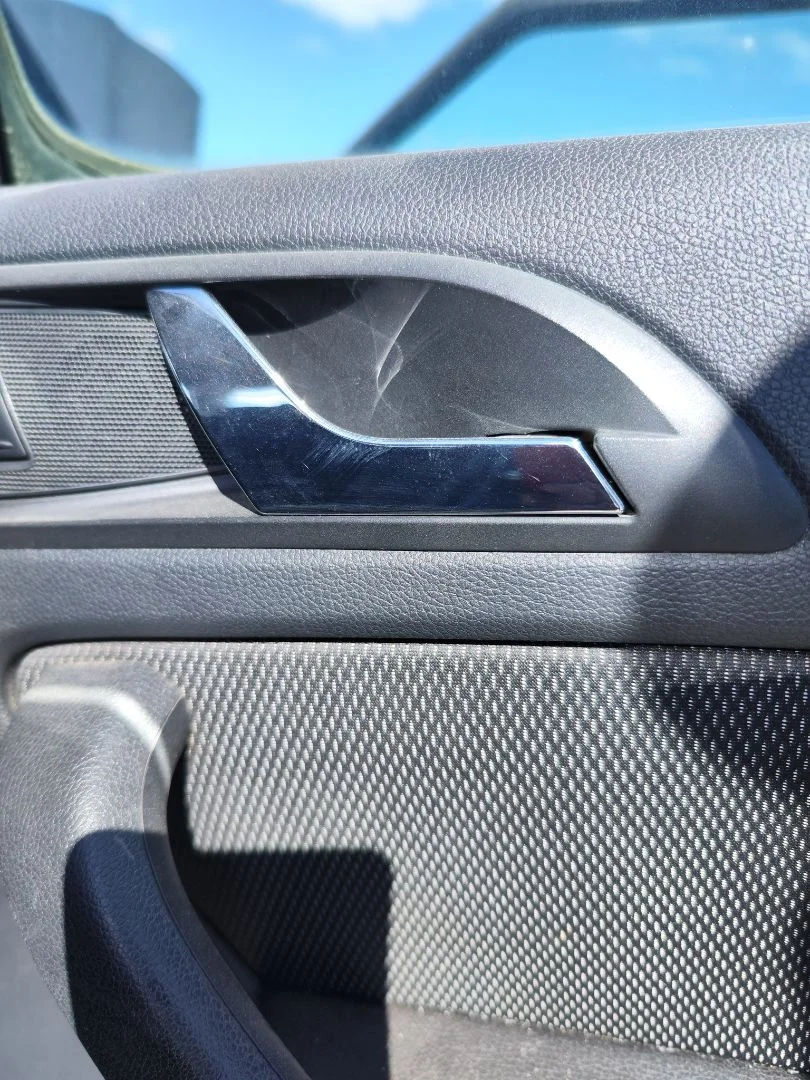 Foto de MANETA INTERIOR TRASERA DERECHA SKODA YETI (5L)(2009) 2.0 TDI (110 CV / 81 KW) referencia 1Z0839222D 9B9