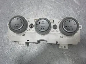 Foto de MANDO CLIMATIZADOR MAZDA 6 BERLINA (GG) 2.0 Diesel CAT (136 CV / 100 KW) referencia E2E