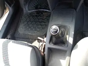 Foto de CAJA CAMBIOS VOLKSWAGEN POLO IV (9N1) 1.2 12V (64 CV / 47 KW) referencia GUE