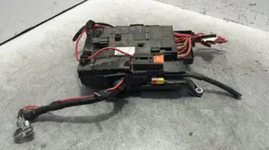 Foto de CAJA RELES / FUSIBLES PORSCHE CAYENNE (TIPO 92A) referencia 7P0937548H foto 1