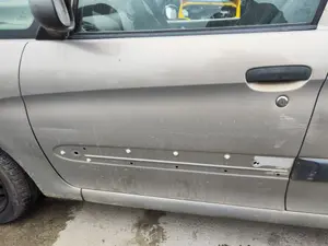 Foto de PUERTA DELANTERA IZQUIERDA CITROEN XSARA PICASSO 2.0 HDi CAT (RHY / DW10TD) (90 CV / 66 KW) referencia 9002L6