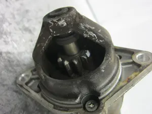 Foto de MOTOR ARRANQUE OPEL CORSA C 1.2 16V CAT (Z 12 XE / LW4) (75 CV / 55 KW) referencia 09115191 foto 2