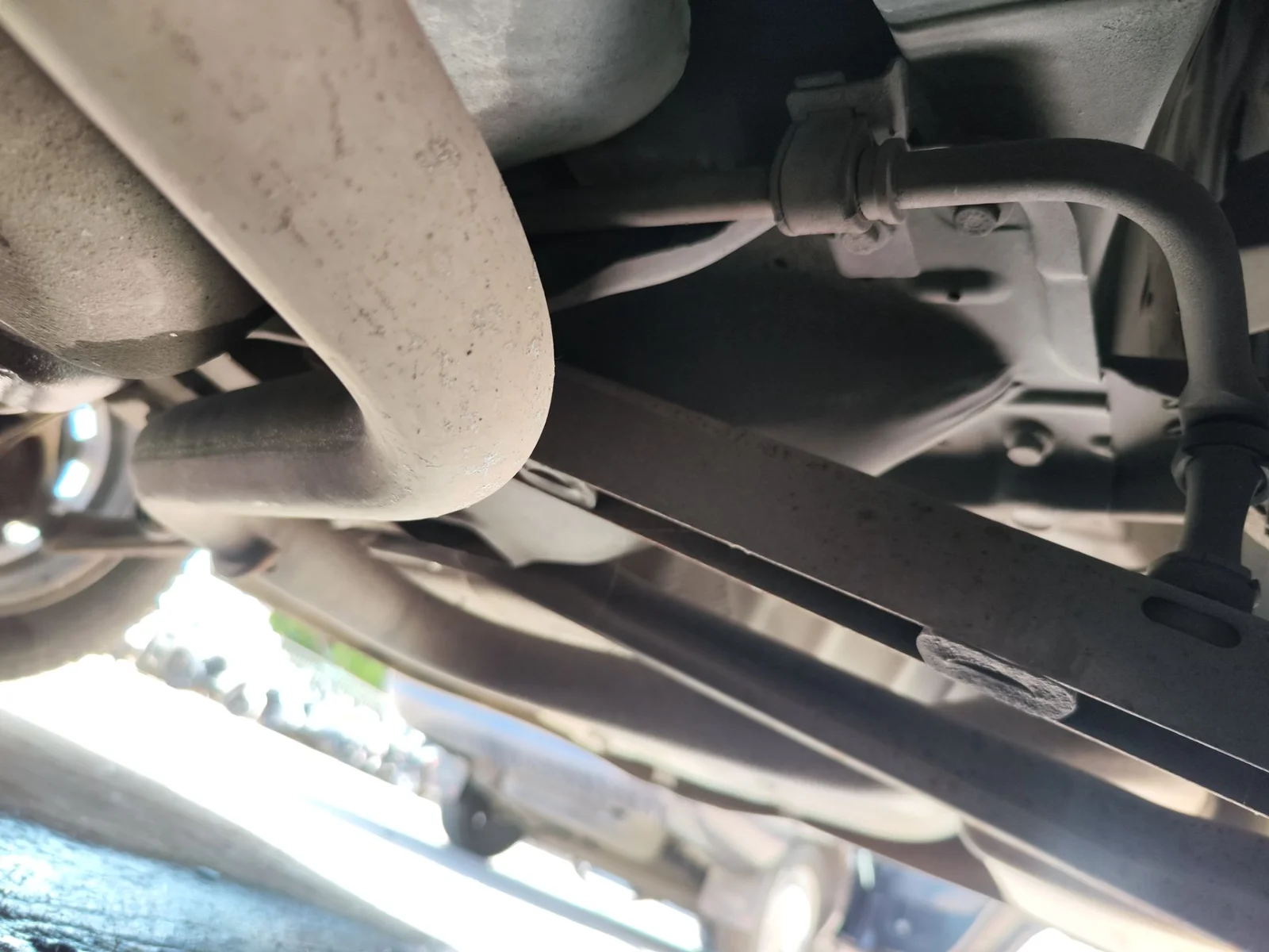 Foto de EJE TRASERO FORD MONDEO BERLINA (GD) 1.8 Turbodiesel CAT (90 CV / 66 KW) referencia 1094964