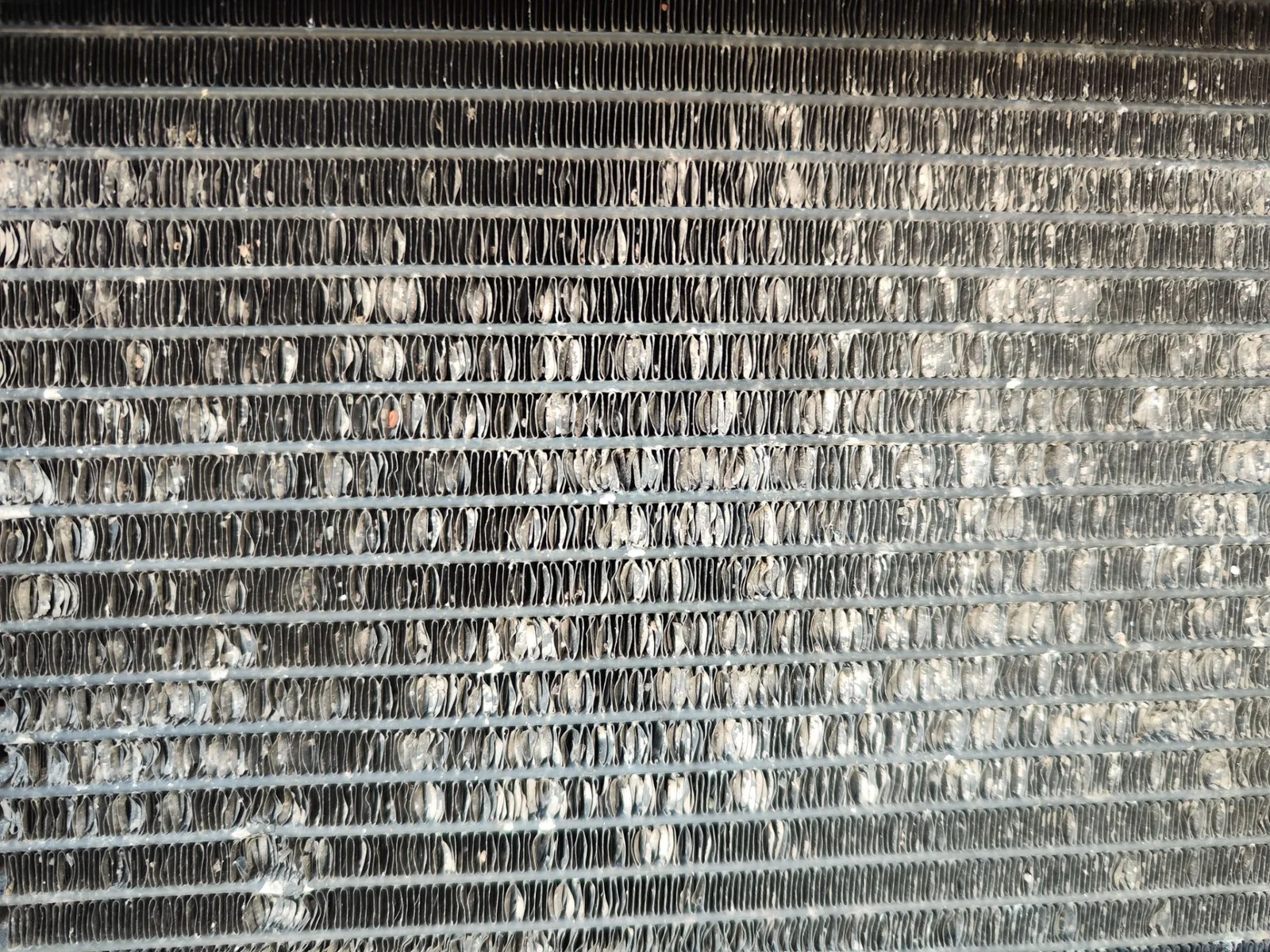 Foto de INTERCOOLER SKODA YETI (5L)(2009) 2.0 TDI (110 CV / 81 KW) referencia 1K0145803CG