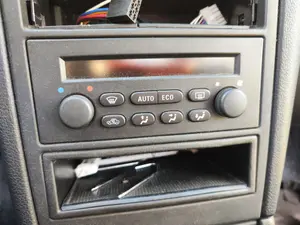 Foto de MANDO CALEFACCION / AIRE ACONDICIONADO OPEL ASTRA G BERLINA 1.7 16V DTI CAT (Y 17 DT / LR6) (75 CV / 55 KW) referencia 24463969
