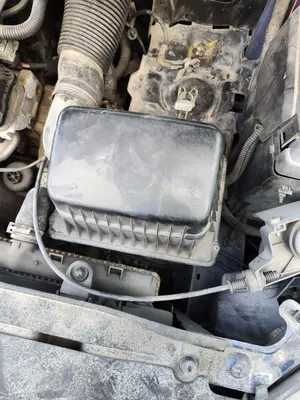 Foto de CAJA FILTRO AIRE PEUGEOT 307 (S1)(04.2001) 1.6 16V CAT (109 CV / 80 KW) referencia 1427J0