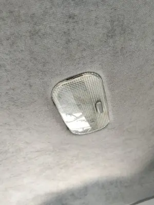 Foto de LUZ INTERIOR CITROEN C3 1.4 HDi (68 CV / 50 KW) referencia 6362N9