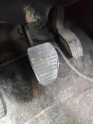 Foto de PEDAL FRENO CITROEN C4 BERLINA 1.6 16V HDi (90 CV / 66 KW) referencia 4501N1