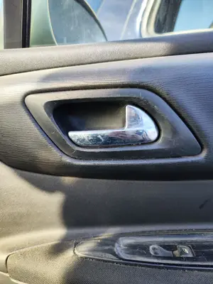 Foto de MANETA INTERIOR DELANTERA DERECHA CITROEN C4 BERLINA referencia 914493