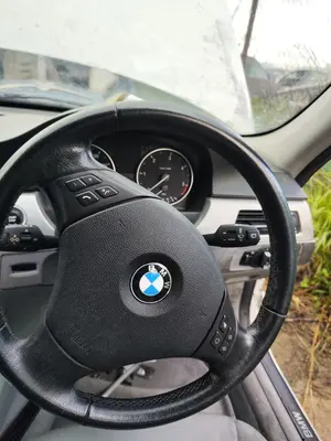 Foto de AIRBAG DELANTERO DERECHO BMW SERIE 3 BERLINA (E90) 2.0 Turbodiesel CAT (143 CV / 105 KW)