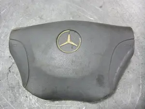 Foto de NO IDENTIFICADO MERCEDES-BENZ VITO FURGÓN (638) 2.2 16V CDI Turbodiesel CAT (82 CV / 60 KW)