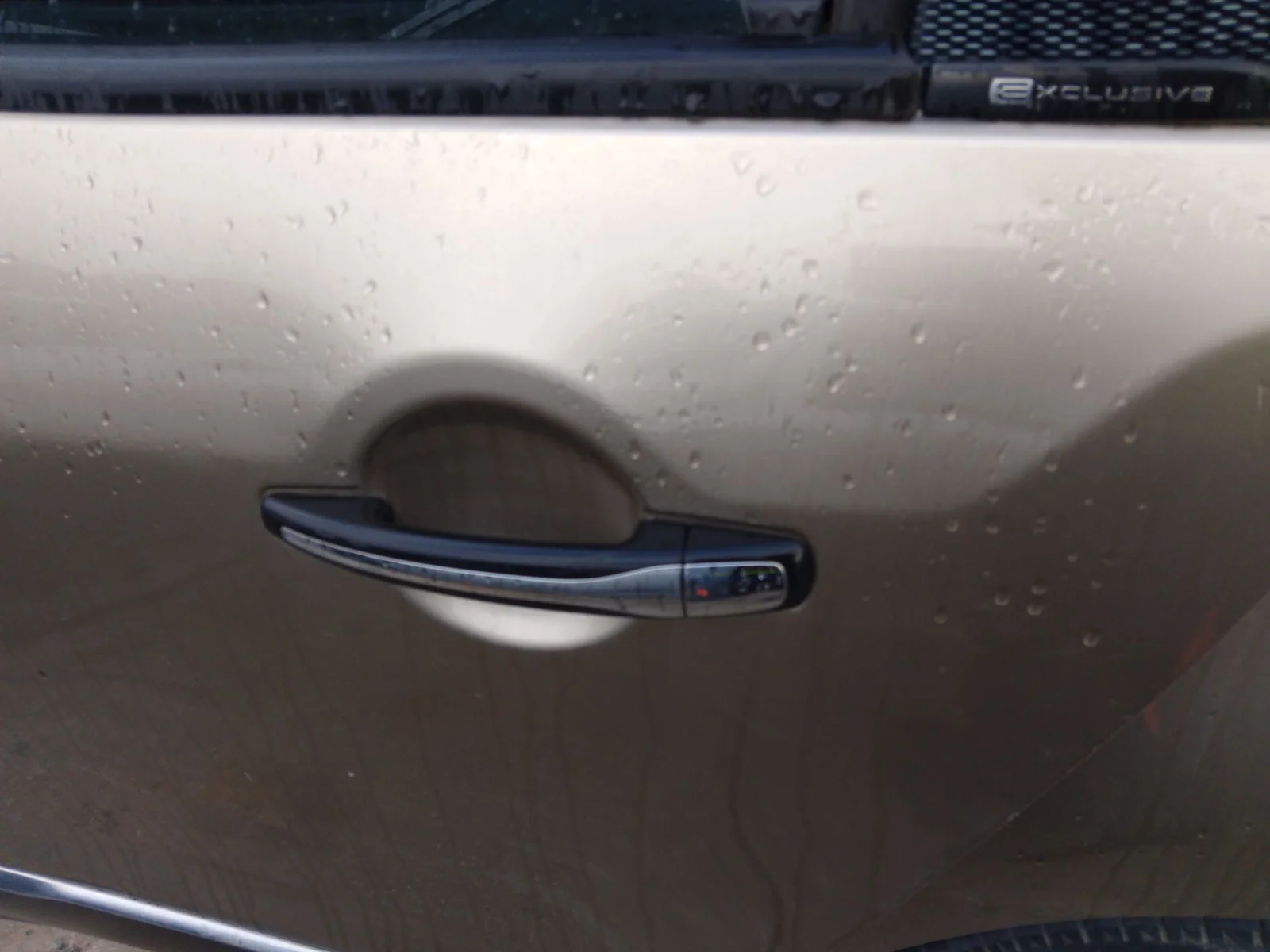 Foto de MANETA EXTERIOR TRASERA IZQUIERDA CITROEN C3 PICASSO 1.6 16V (120 CV / 88 KW) referencia 9101GG