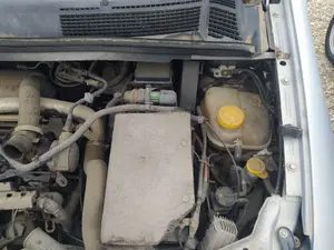 Foto de CAJA FILTRO AIRE OPEL ZAFIRA A 2.0 DTI (101 CV / 74 KW)
