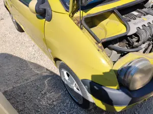 Foto de ALETA DELANTERA DERECHA RENAULT TWINGO I (C06) 1.2  (75 CV / 55 KW) referencia 7782170229