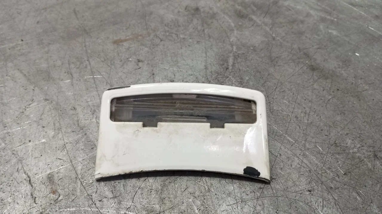 Foto de MOLDURA PIAGGIO (VESPA) 49.40 cc 3.01 ci (4.29 cv 3.1 kw a 8500 rpm)