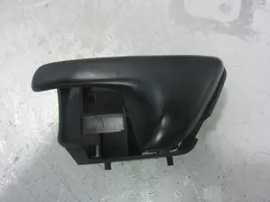 Foto de MANETA INTERIOR DELANTERA IZQUIERDA VOLKSWAGEN POLO III (6N1) 1.0  (52 CV / 38 KW) referencia 6N0837141