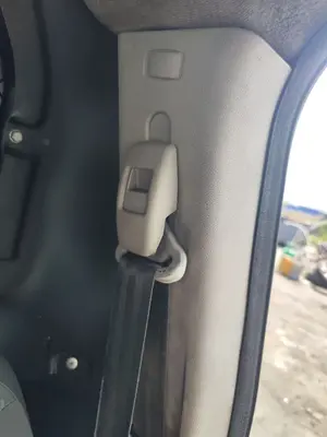 Foto de CINTURON SEGURIDAD DELANTERO IZQUIERDO CITROEN BERLINGO FURGÓN 1.6 16V HDi FAP (90 CV / 66 KW)