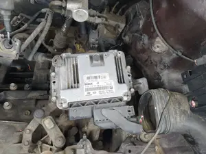 Foto de CENTRALITA MOTOR UCE HYUNDAI SANTA FE (CM) 2.2 CRDi CAT (150 CV / 110 KW) referencia 39101-27825