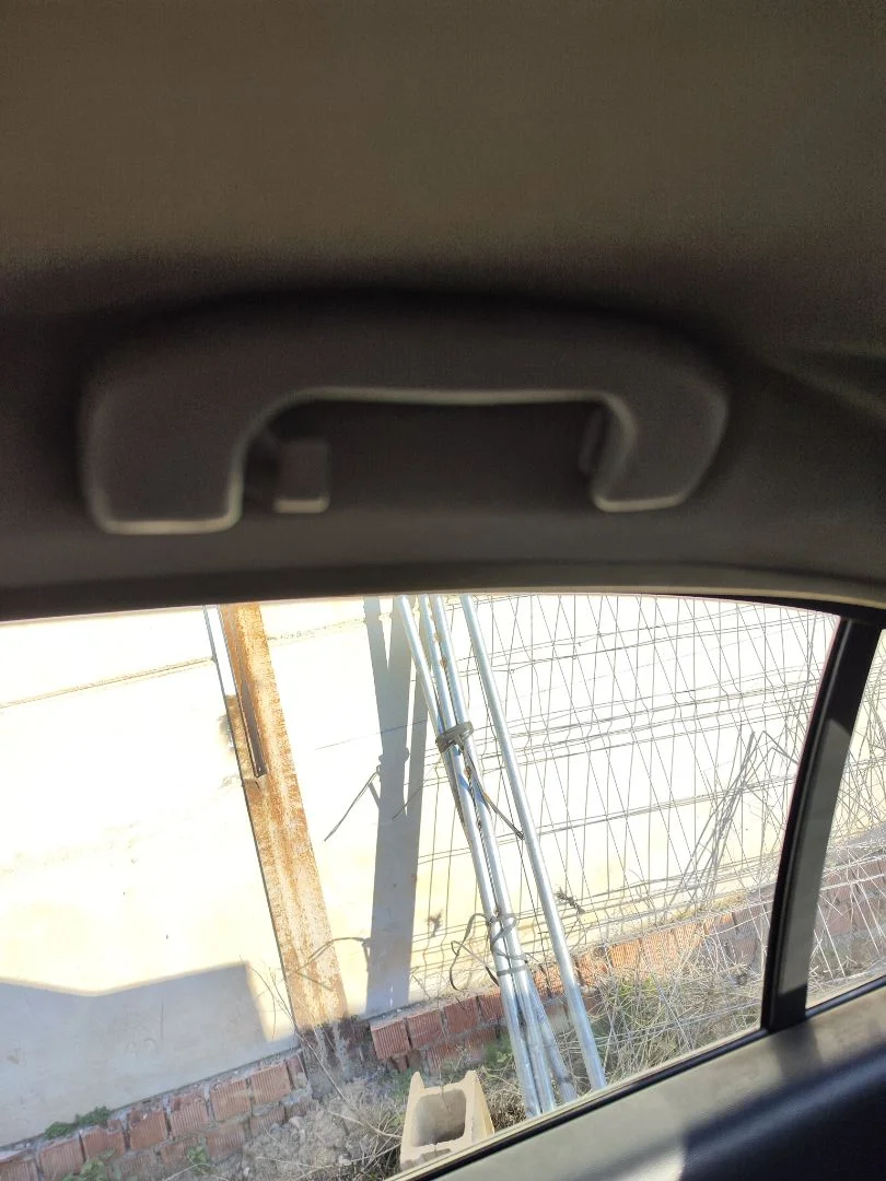 Foto de ASIDERO TECHO TRASERO DERECHO OPEL VECTRA C BERLINA 1.9 CDTI (120 CV / 88 KW) referencia 13235756