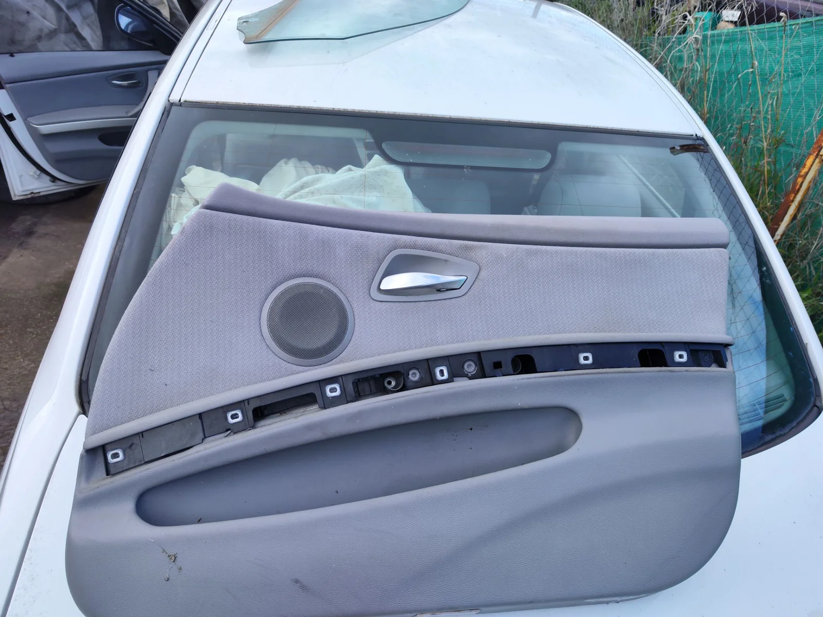 Foto de GUARNECIDO PUERTA DELANTERA DERECHA BMW SERIE 3 BERLINA (E90) 2.0 Turbodiesel CAT (143 CV / 105 KW)