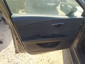Foto de CERRADURA PUERTA DELANTERA IZQUIERDA SEAT LEON ST 5F8 1.6 TDI (105 CV / 77 KW) referencia 5K1837015H
