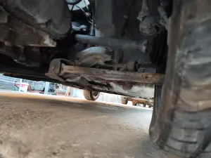 Foto de TRANSMISION DELANTERA IZQUIERDA VOLKSWAGEN GOLF III (1H1)(11.1991) 1.9 TDI (110 CV / 81 KW) referencia JZW407449DV