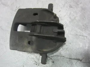Foto de PINZA DE FRENO DELANTERA DERECHA VOLVO V40 FAMILIAR referencia 32326113