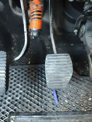 Foto de PEDAL FRENO CITROEN C8 2.0 HDi CAT (RHK / DW10UTED4) (120 CV / 88 KW) referencia 4501N6