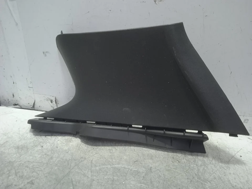 Foto de PUERTA DELANTERA DERECHA DACIA DUSTER I 1.5 dCi Diesel CAT (86 CV / 63 KW) referencia 769360007R