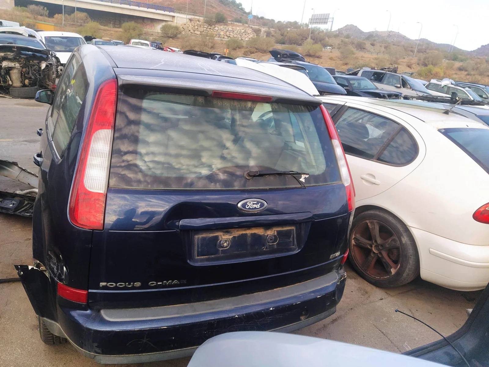 Foto de PARAGOLPES TRASERO FORD FOCUS C-MAX (CAP)(2003) 1.6 TDCi CAT (109 CV / 80 KW) referencia 1472296