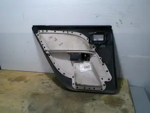 Foto de GUARNECIDO PUERTA TRASERA DERECHA FORD MONDEO BERLINA (GE) 2.0 16V DI TD CAT (116 CV / 85 KW) referencia 1S71F27406EM1CXM foto 2