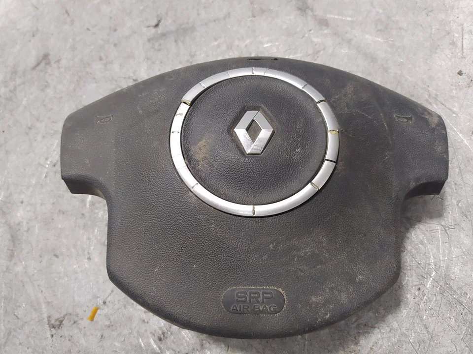 Foto de AIRBAG DELANTERO IZQUIERDO RENAULT SCENIC II 1.5 dCi Diesel (101 CV / 74 KW) referencia 8200485099A