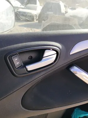 Foto de MANETA INTERIOR DELANTERA DERECHA FORD S-MAX (CA1) 2.0 TDCi CAT (131 CV / 96 KW) referencia 1703644