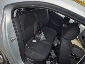 Foto de ASIENTOS TRASERO IZQUIERDO SKODA RAPID (NH) 1.2 8V TSI (86 CV / 63 KW)