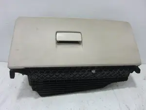 Foto de GUANTERA BMW SERIE 5 GRAN TURISMO (F07) 3.0 24V Turbo (306 CV / 225 KW) referencia 51169142635