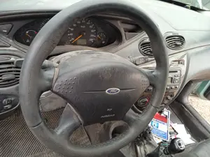 Foto de AIRBAG DELANTERO IZQUIERDO FORD FOCUS FAMILIAR (CAK) 1.8 TDDI Turbodiesel CAT (90 CV / 66 KW)