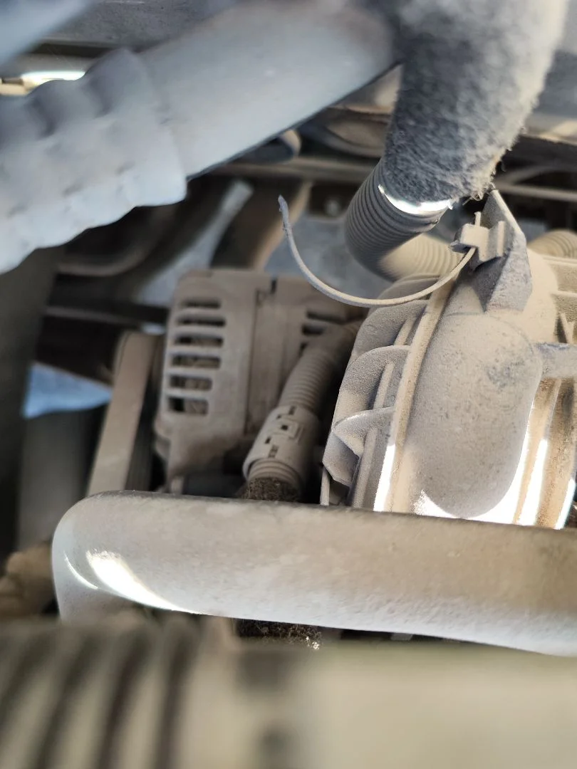 Foto de ALTERNADOR OPEL CORSA C 1.2 16V CAT (Z 12 XE / LW4) (75 CV / 55 KW) referencia 98056867