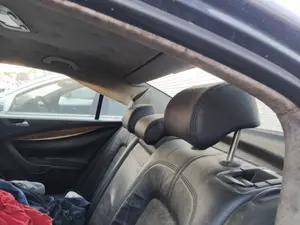 Foto de ENGANCHE CINTURON TRASERO IZQUIERDO VOLKSWAGEN PASSAT BERLINA (3C2) 2.0 TDI (140 CV / 103 KW)