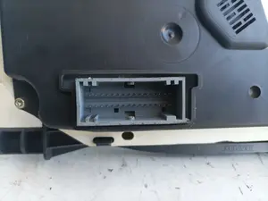 Foto de CUADRO INSTRUMENTOS RENAULT KANGOO I (F/KC0) referencia P8200176652 foto 2