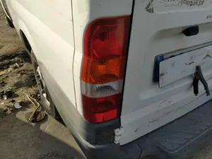 Foto de PILOTO TRASERO IZQUIERDO FORD TRANSIT COMBI (FY) 2.0 TD CAT (75 CV / 55 KW) referencia 1205706