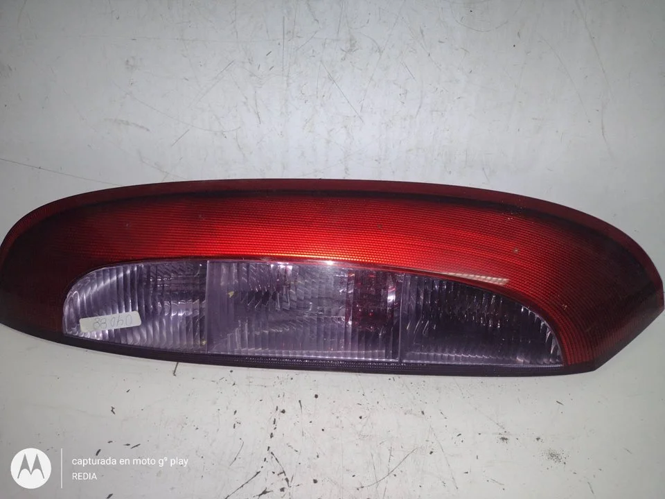 Foto de PILOTO TRASERO IZQUIERDO OPEL CORSA C 1.0 12V CAT (Z 10 XE / LW3) (58 CV / 43 KW) referencia 09114336