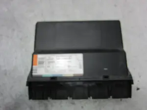 Foto de CENTRALITA CIERRE JAGUAR X-TYPE 3.0 V6 24V CAT (230 CV / 169 KW) referencia 1X4315K600AJ