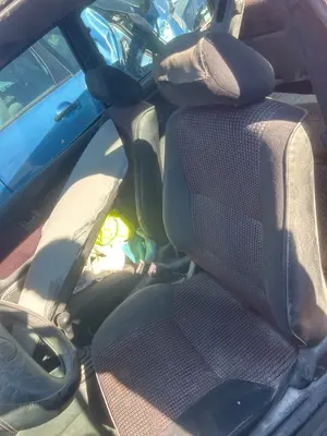 Foto de ASIENTO DELANTERO DERECHO PEUGEOT 106 (S1)(08.1991) 1.5 Diesel CAT (TUD5 / VJY) (57 CV / 42 KW)