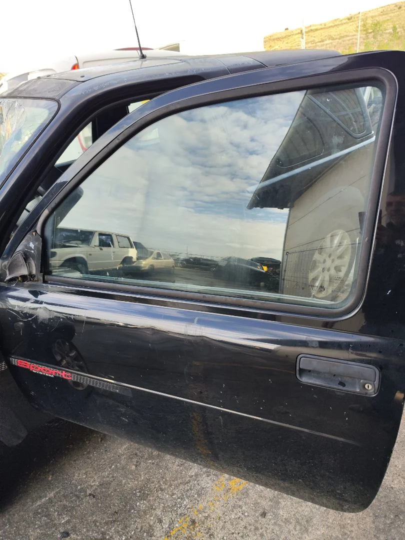 Foto de LUNA DELANTERA IZQUIERDA LAND ROVER FREELANDER (LN) 2.0 Td4 CAT (109 CV / 80 KW) referencia CUB102670