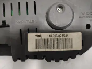 Foto de CUADRO INSTRUMENTOS SEAT IBIZA (6K1) referencia 88311292 foto 3