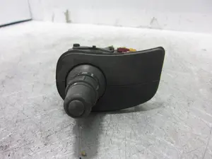 Foto de MANDO LUCES RENAULT MODUS I 1.4 16V (98 CV / 72 KW) referencia 88102001